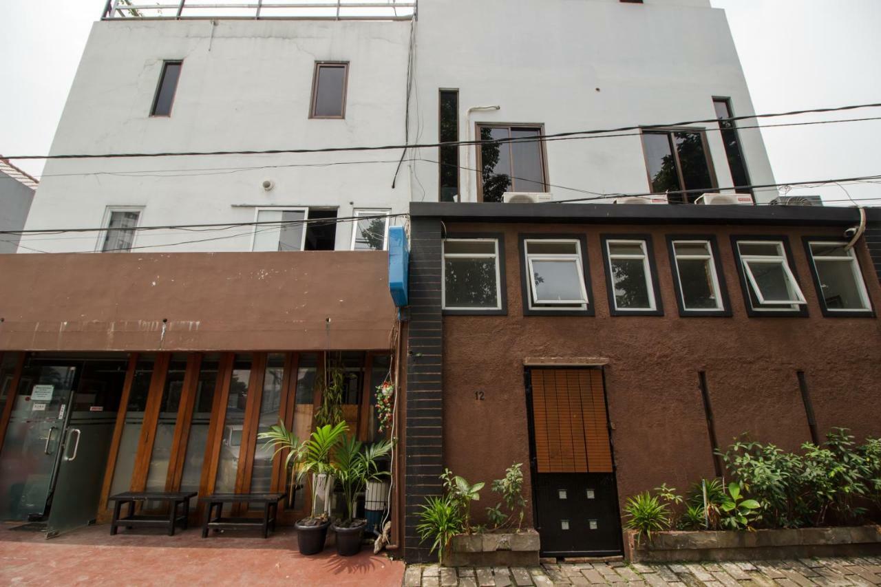Reddoorz Syariah At Taman Bendungan Asahan Jakarta Exterior foto